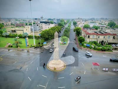 1 Kanal Main Road/ Main Boulevard Plot Overseas B