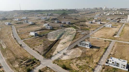 1000 Sq Yd Plot For Sale Precinct-17, Bahria Town Karachi Just 3 Mins Drive From Main Gate, Near Jinnah Avenue & Close To Theme Park | Ideal For Residence Or Investment.