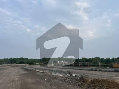 Gulberg Green D Block 05kanal Lake Avenue Developed Possession 400 Series Pair Plot Available For Sale