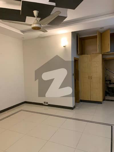 9 Marla Luxury Open Basement Portion Available Rent In G 13