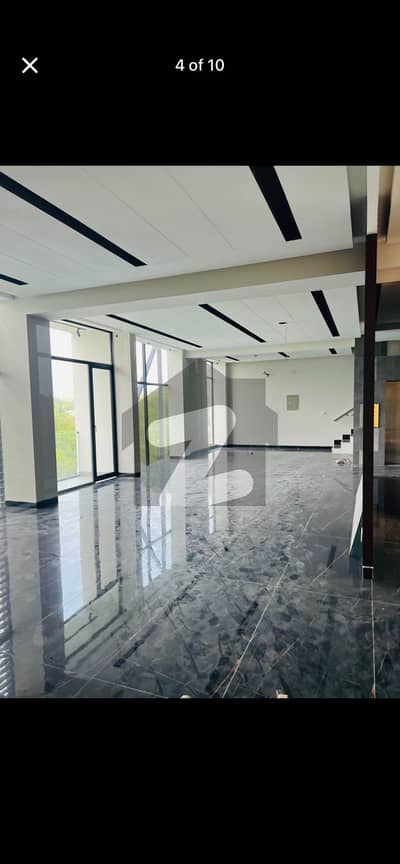 جوہر ٹاؤن فیز 2 جوہر ٹاؤن,لاہور میں 12 مرلہ عمارت 14.0 کروڑ میں برائے فروخت۔