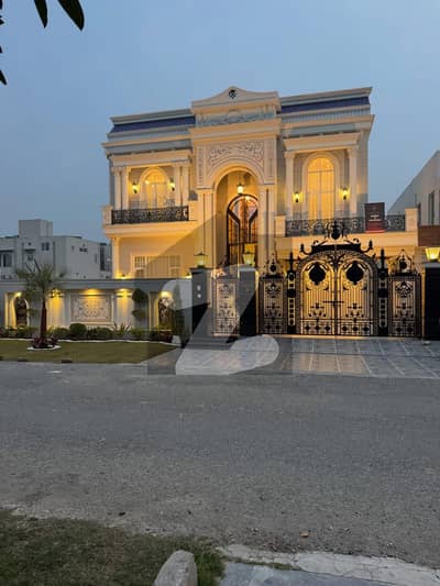 ڈی ایچ اے فیز 6 ڈیفنس (ڈی ایچ اے),لاہور میں 6 کمروں کا 1 کنال مکان 17.0 کروڑ میں برائے فروخت۔