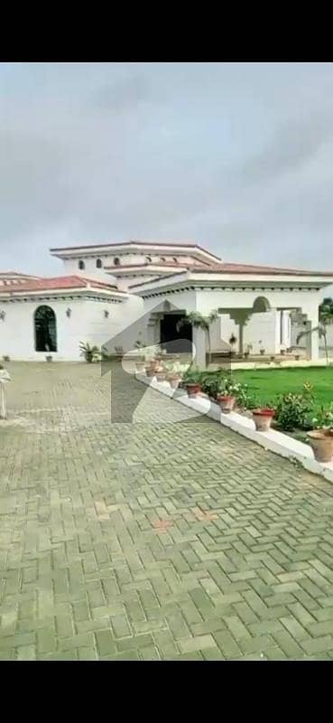 ڈی ایچ اے سٹی - سیکٹر 1 ڈی ایچ اے سٹی کراچی,کراچی میں 3 کمروں کا 4 کنال فارم ہاؤس 8.0 کروڑ میں برائے فروخت۔