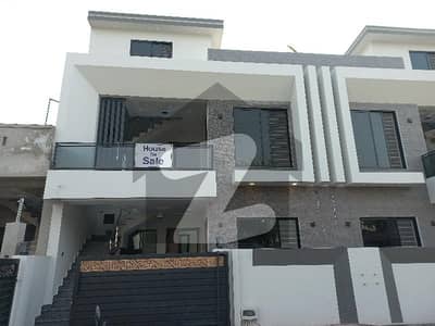 جناح گارڈنز ایف ای سی ایچ ایس,اسلام آباد میں 4 کمروں کا 5 مرلہ مکان 2.7 کروڑ میں برائے فروخت۔