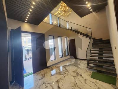 10 Marla Luxury Fully Loaded House for Sale in B-17, B-1 Block (Prime Location | Sun_facing)