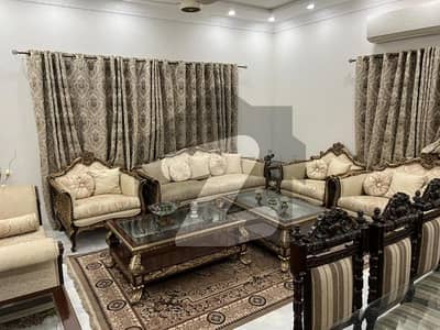 بحریہ ٹاؤن - توحید بلاک بحریہ ٹاؤن ۔ سیکٹر ایف,بحریہ ٹاؤن,لاہور میں 6 کمروں کا 1 کنال مکان 2.75 لاکھ میں کرایہ پر دستیاب ہے۔ بحریہ ٹاؤن - توحید بلاک بحریہ ٹاؤن ۔ سیکٹر ایف,بحریہ ٹاؤن,لاہور میں 6 کمروں کا 1 کنال مکان 2.75 لاکھ میں کرایہ پر دستیاب ہے۔