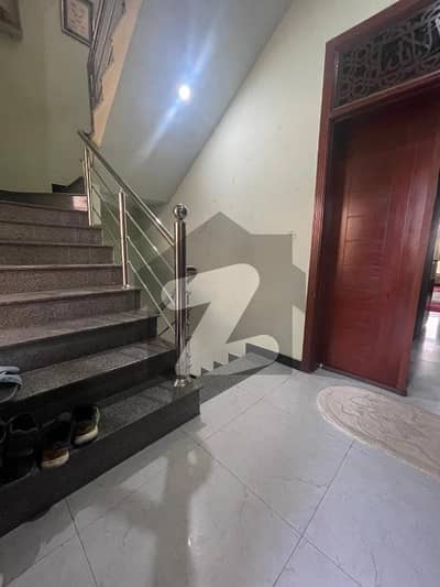 8 Marla Basement Portion Available For Rent