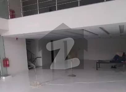 8 Marla Building With Lift For Rent Ph:2.
