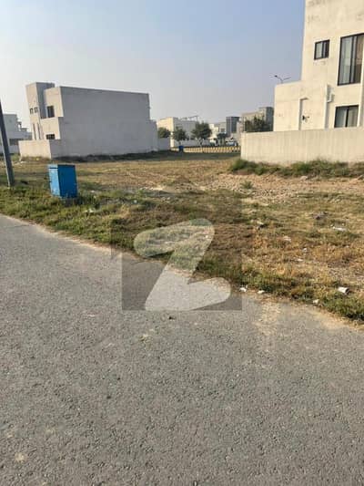 ڈی ایچ اے 9 ٹاؤن ۔ بلاک ڈی ڈی ایچ اے 9 ٹاؤن,ڈیفنس (ڈی ایچ اے),لاہور میں 5 مرلہ رہائشی پلاٹ 1.1 کروڑ میں برائے فروخت۔ ڈی ایچ اے 9 ٹاؤن ۔ بلاک ڈی ڈی ایچ اے 9 ٹاؤن,ڈیفنس (ڈی ایچ اے),لاہور میں 5 مرلہ رہائشی پلاٹ 1.1 کروڑ میں برائے فروخت۔