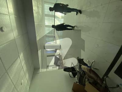 گلشنِ اقبال گلشنِ اقبال ٹاؤن,کراچی میں 10 مرلہ Studio دفتر 2.3 لاکھ میں کرایہ پر دستیاب ہے۔