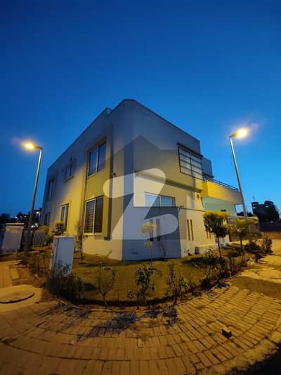 10 Marla fully furnished house available for rent