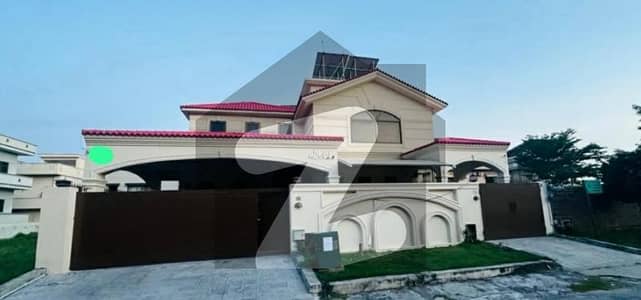 E-11/3 Multi professional Full Ranovated Triple Story House Available For sale beautiful location