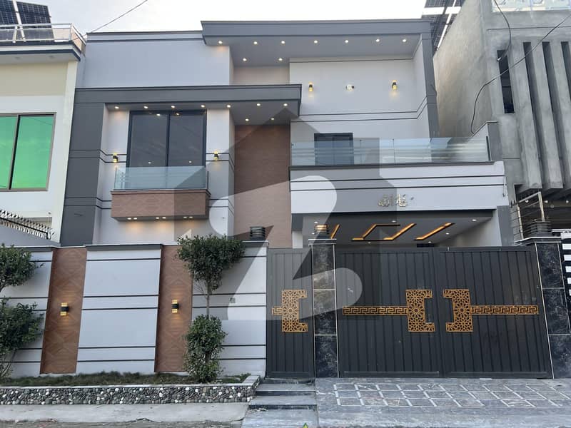 10 Marla New House For Sale. 10 Marla New House For Sale.