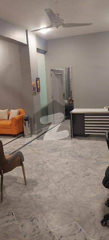 ایف ۔ 11 مرکز ایف ۔ 11,اسلام آباد میں 4 مرلہ دفتر 1.9 لاکھ میں کرایہ پر دستیاب ہے۔