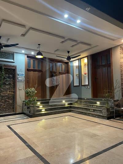 رحمان انکلیو لہتاراڑ روڈ,اسلام آباد میں 8 کمروں کا 14 مرلہ مکان 7.95 کروڑ میں برائے فروخت۔