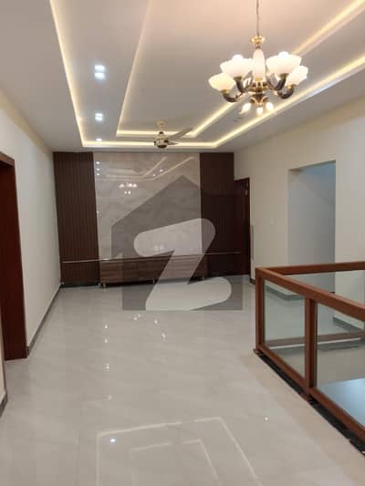 ایف ۔ 10 اسلام آباد میں 6 کمروں کا 1 کنال مکان 6.0 لاکھ میں کرایہ پر دستیاب ہے۔