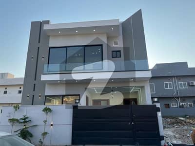 Mpchs Multi Gardens B-17 5 Marla Designer House Available For Sale 24/7 Boring Water Electric Meter Available Near Market Masjid School Park Everything Available On Walking Distance Prime Location