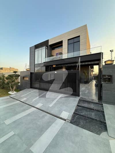 Fully Furnished house Near to Commercial most Beautiful Luxury 1 Kanal Modern Bungalow for Sale