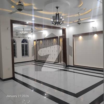 جی ۔ 13 اسلام آباد میں 4 کمروں کا 7 مرلہ مکان 1.9 لاکھ میں کرایہ پر دستیاب ہے۔