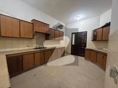 ڈی ایچ اے فیز 4 ڈیفنس (ڈی ایچ اے),لاہور میں 3 کمروں کا 1 کنال بالائی پورشن 1.0 لاکھ میں کرایہ پر دستیاب ہے۔ ڈی ایچ اے فیز 4 ڈیفنس (ڈی ایچ اے),لاہور میں 3 کمروں کا 1 کنال بالائی پورشن 1.0 لاکھ میں کرایہ پر دستیاب ہے۔