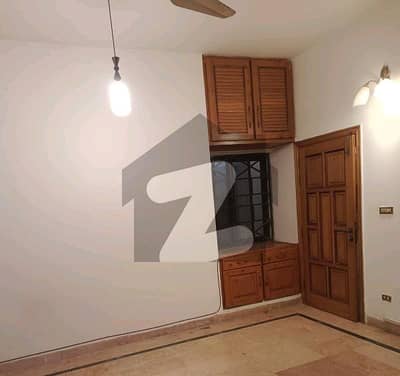 Own A Lower Portion In 10 Marla Islamabad For Rent