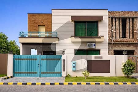 ڈی ایچ اے ڈیفنس ۔ سیکٹر سی ڈی ایچ اے ڈیفینس,بہاولپور میں 3 کمروں کا 10 مرلہ مکان 2.4 کروڑ میں برائے فروخت۔