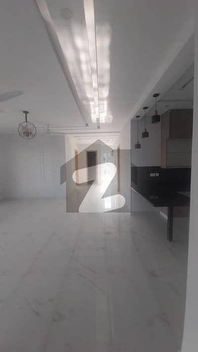 ڈی ایچ اے ڈیفینس فیز 2 ڈی ایچ اے ڈیفینس,اسلام آباد میں 3 کمروں کا 1 کنال بالائی پورشن 1.5 لاکھ میں کرایہ پر دستیاب ہے۔