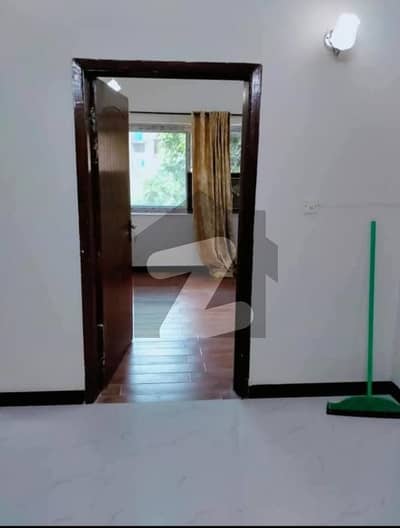 10 Marla Ground Portion Having 3 Bedrooms Attached Bathrooms Drawing And Dinning Tv Lounge Kitchen