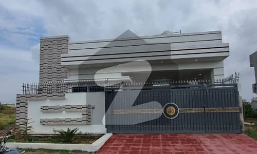 8 Marla Single Storey House Available For Sale