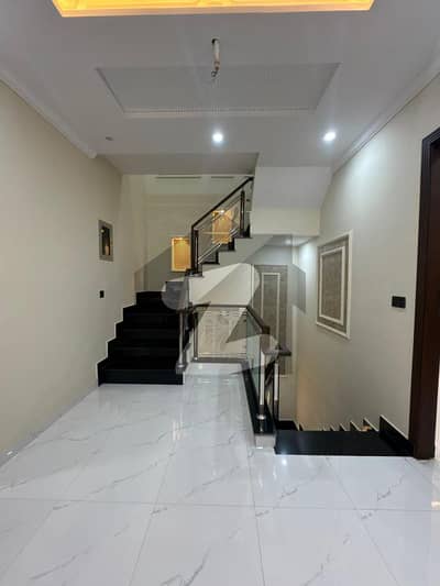 Prime Location 5 Marla House For sale In Rs. 22500000 Only