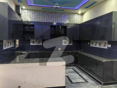 بنی گالہ اسلام آباد میں 5 کمروں کا 8 مرلہ مکان 1.2 لاکھ میں کرایہ پر دستیاب ہے۔