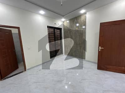 پارک ویو سٹی ۔ روز بلاک پارک ویو سٹی,لاہور میں 4 کمروں کا 5 مرلہ مکان 2.2 کروڑ میں برائے فروخت۔