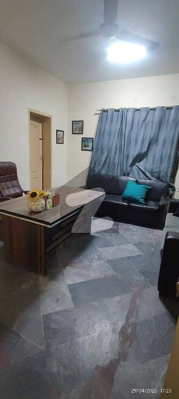 Beautiful Two Bed Flat For Bachelors