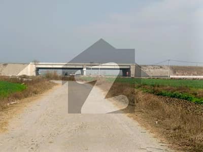 ایمن آباد روڈ گوجرانوالہ میں 28 کنال کمرشل پلاٹ 21.0 کروڑ میں برائے فروخت۔