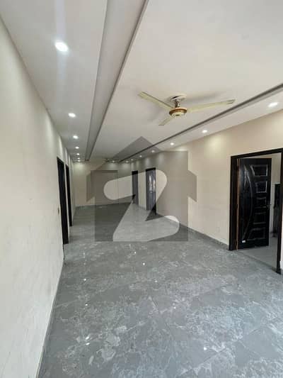 Double Bed Flat Available For Rent In Central Park Lahore Double Bed Flat Available For Rent In Central Park Lahore