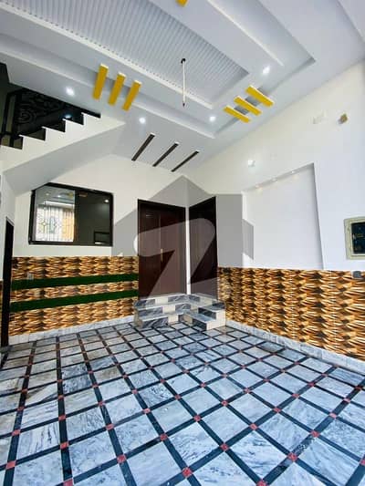 ایڈن آچرڈ فیصل آباد میں 2 کمروں کا 5 مرلہ زیریں پورشن 45.0 ہزار میں کرایہ پر دستیاب ہے۔