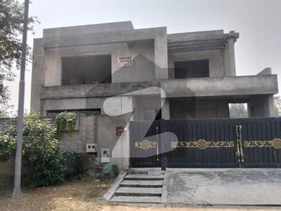 1 Kanal Grey Structure House For Sale - PUEHS 1