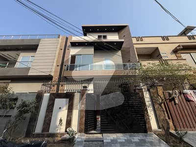 بسم اللہ ہاؤسنگ سکیم ۔ بلاک بی بسم اللہ ہاؤسنگ سکیم,جی ٹی روڈ,لاہور میں 4 کمروں کا 5 مرلہ مکان 2.35 کروڑ میں برائے فروخت۔