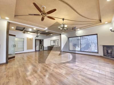 1 Kanal Slightly Used Modern Design House For Rent In DHA Phase 5 Block-J Lahore.