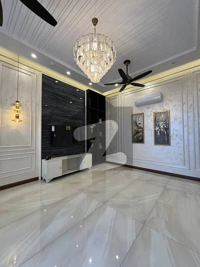 22 Marla Corner Brand New Spanish Vella For Rent in DHA Phase 8