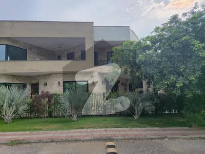 1 kanal brand new 5 bed single unit corner house top location 8 kv solar Central Park McDonald dha phase 2 islamabad