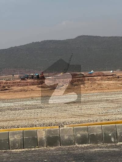 مارگلہ انکلیو مارگلہ ایونیو,اسلام آباد میں 5 مرلہ رہائشی پلاٹ 57.0 لاکھ میں برائے فروخت۔