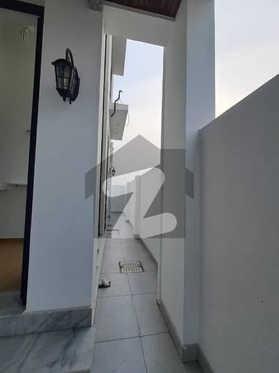 ڈی ایچ اے فیز 8 - بلاک زیڈ 4 ڈی ایچ اے فیز 8,ڈیفنس (ڈی ایچ اے),لاہور میں 4 کمروں کا 5 مرلہ مکان 2.85 کروڑ میں برائے فروخت۔ ڈی ایچ اے فیز 8 - بلاک زیڈ 4 ڈی ایچ اے فیز 8,ڈیفنس (ڈی ایچ اے),لاہور میں 4 کمروں کا 5 مرلہ مکان 2.85 کروڑ میں برائے فروخت۔