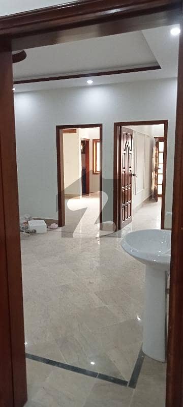 ڈی ایچ اے فیز 2 ایکسٹینشن ڈی ایچ اے ڈیفینس,کراچی میں 3 کمروں کا 5 مرلہ فلیٹ 72.0 ہزار میں کرایہ پر دستیاب ہے۔