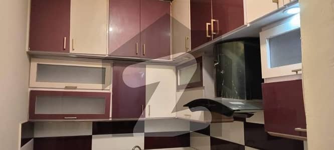 بخاری کمرشل ایریا ڈی ایچ اے فیز 6,ڈی ایچ اے ڈیفینس,کراچی میں 2 کمروں کا 4 مرلہ فلیٹ 1.0 لاکھ میں کرایہ پر دستیاب ہے۔