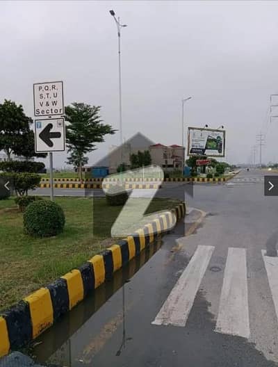 ڈی ایچ اے فیز 7 - بلاک یو فیز 7,ڈیفنس (ڈی ایچ اے),لاہور میں 1 کنال رہائشی پلاٹ 4.0 کروڑ میں برائے فروخت۔