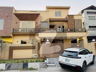 Brand New 10 Marla House For Sale In Media Town