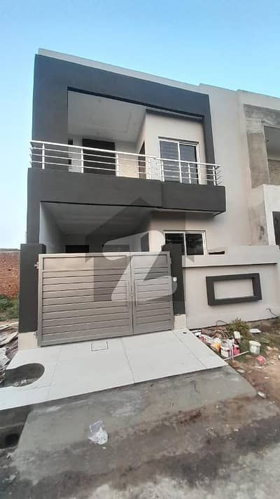 5 MARLA BRAND NEW LUXURY EXCELLENT GOOD CONDITION IDEAL LOCATION HOUSE FOR SALE IN THOKAR NIAZ BAIG NEAR BAHRIA TOWN LAHORE