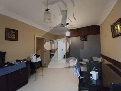 ڈی ایچ اے فیز 5 ڈی ایچ اے ڈیفینس,کراچی میں 2 کمروں کا 5 مرلہ فلیٹ 1.1 لاکھ میں کرایہ پر دستیاب ہے۔