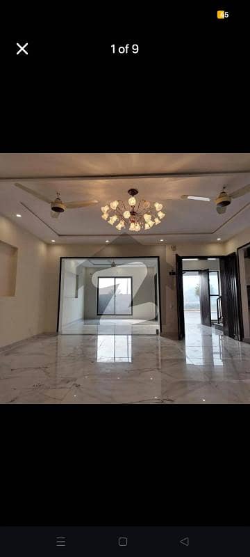 ڈی ایچ اے 11 رہبر لاہور میں 5 کمروں کا 10 مرلہ مکان 1.9 لاکھ میں کرایہ پر دستیاب ہے۔